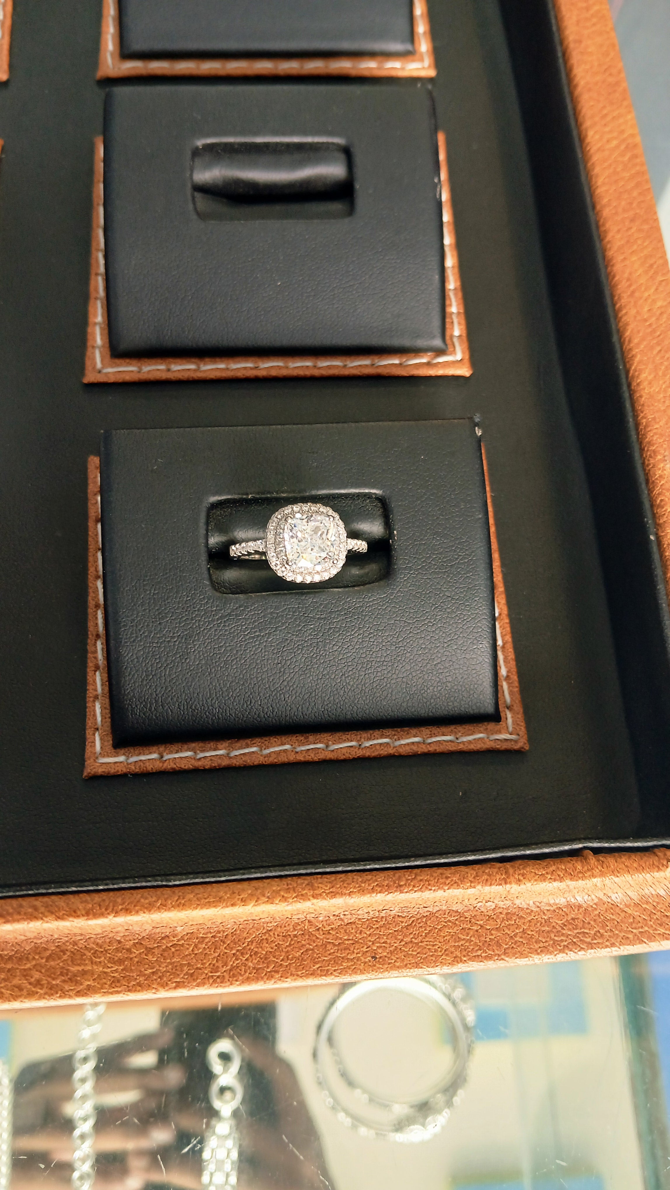 Round Brilliant Micropavé Ring